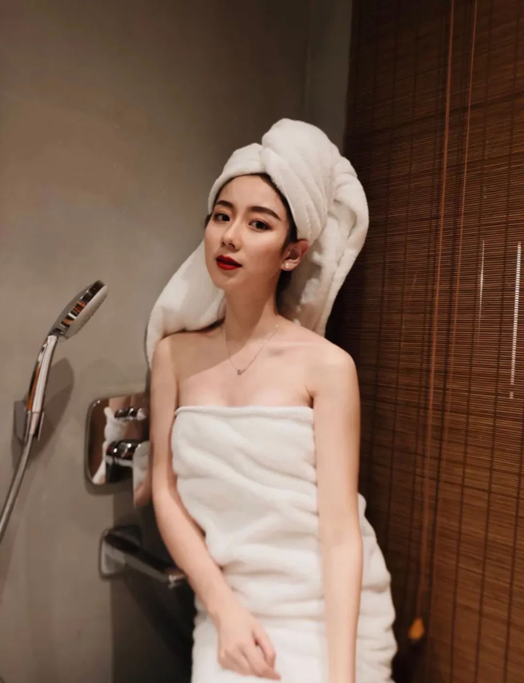 一秒吸水浴巾,超强吸水速干毛巾推荐