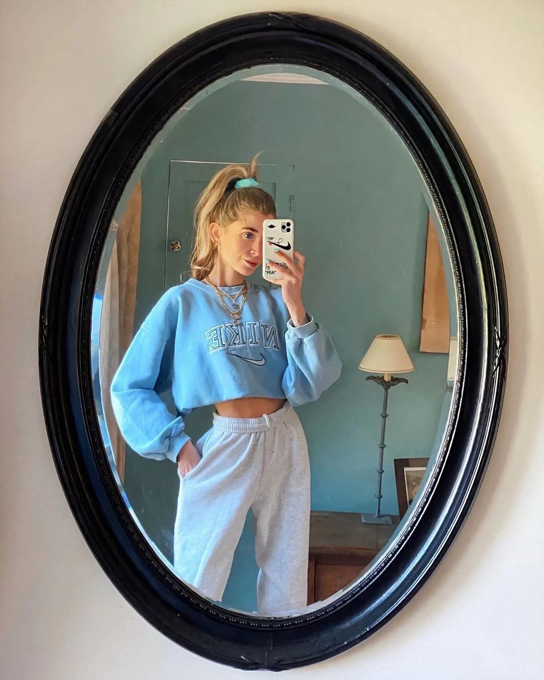 别追BM风了，今年做个NIKE女孩吧