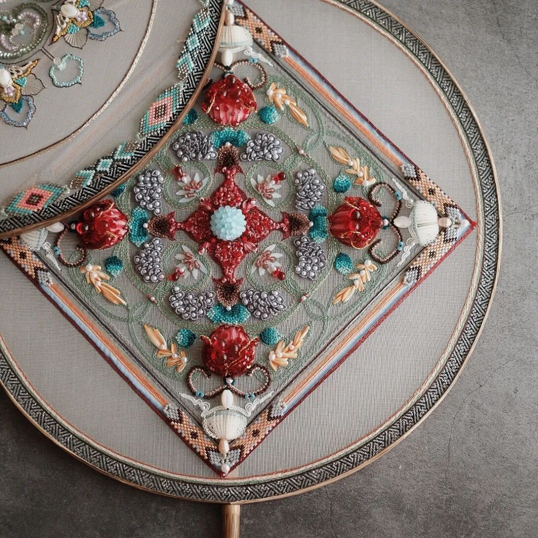 鎵嬪伐鍑ゅ啝澶撮グ鍥㈡墖,鍥㈡墖鍎跨鎵嬪伐