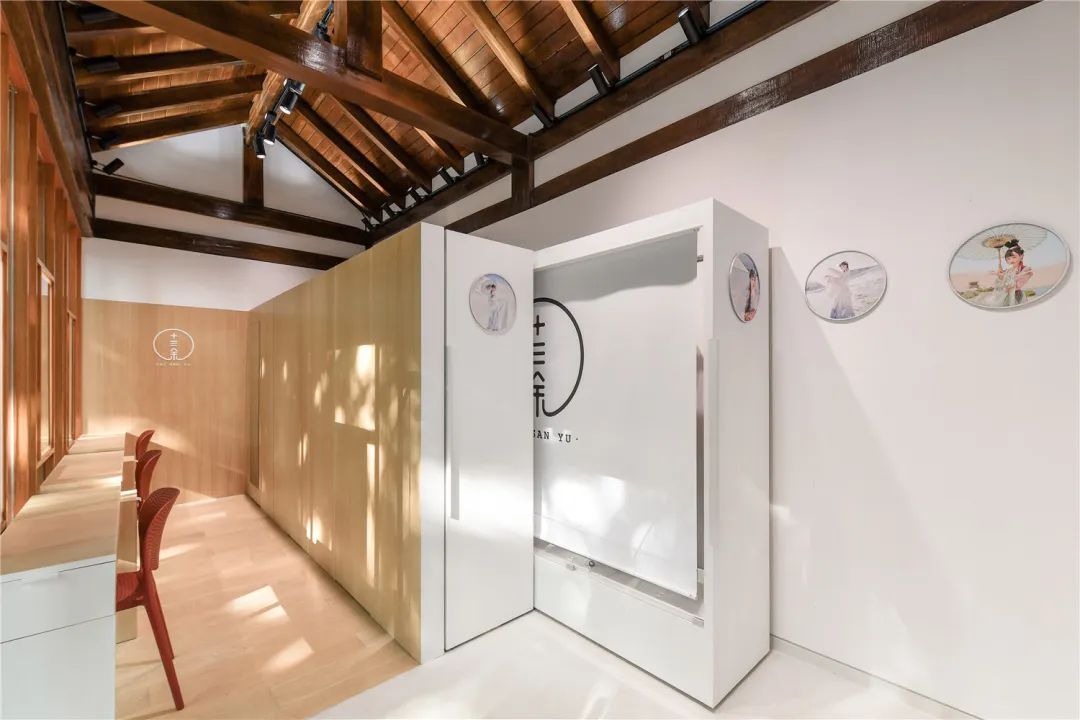 杭州西湖汉服体验馆多少钱一天,想在小镇上开个汉服体验馆