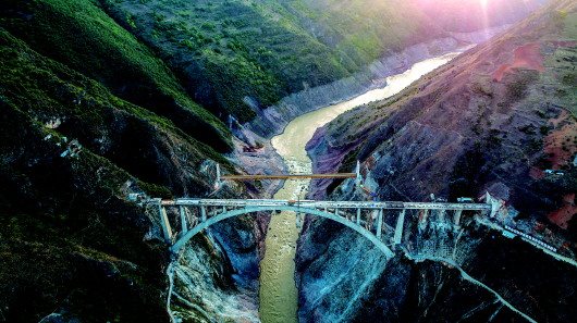 新愚公移山记,新愚公移山原版