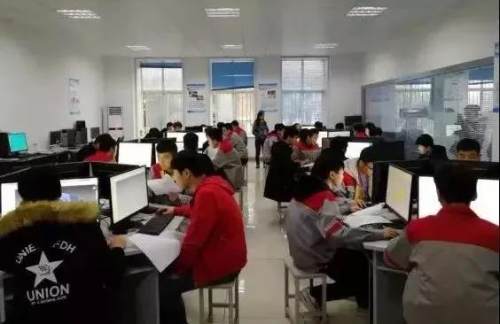 宝鸡职业技术学院摄影,宝鸡职业技术学院学生拍视频