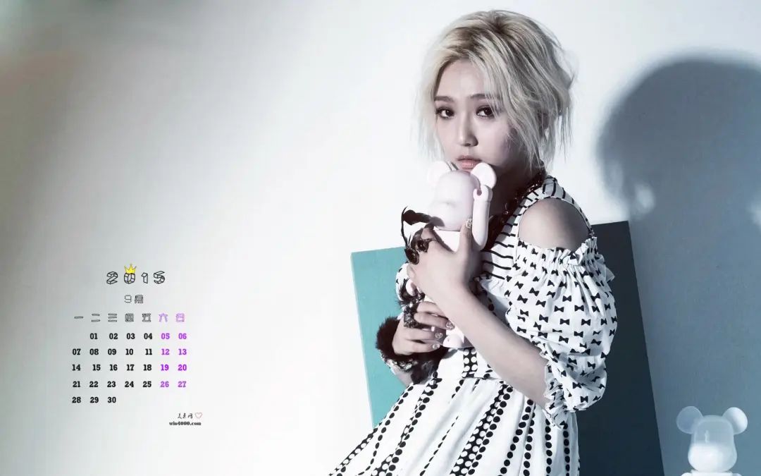 出道即巅峰，拿奖拿到手软，业务没得挑歌红人不红的她还能翻身吗