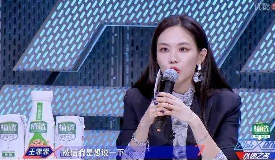 出道即巅峰，拿奖拿到手软，业务没得挑歌红人不红的她还能翻身吗