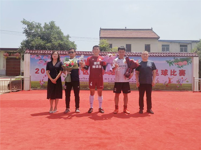 杩庡叏杩愬獟浣撻個璇疯冻鐞冭禌,杩庡叏杩愭儬姘戠敓