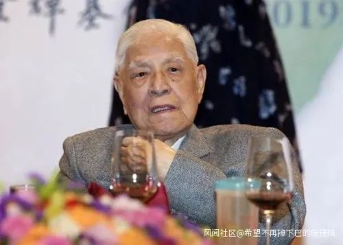 谁都不提给李*辉登**拔管，就她敢