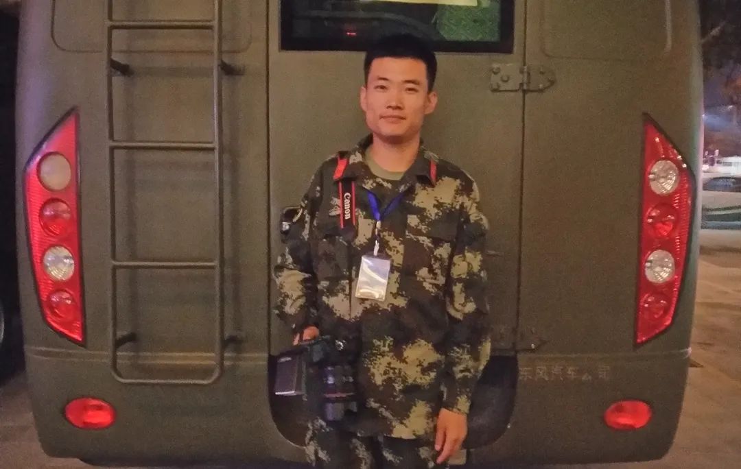 哪些边防部队转警察了,2018年哪些军人转警察了