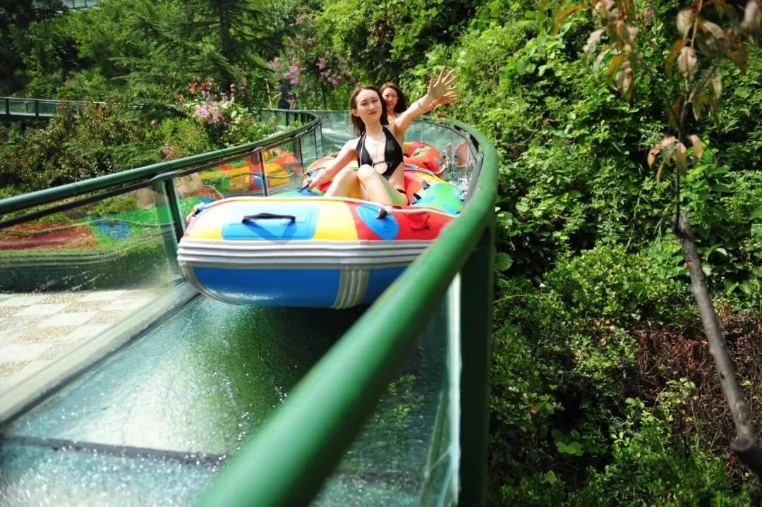 夏天必玩中国十大漂流胜地,必去的十五个漂流地