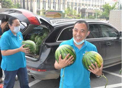 践行公益温暖有光体彩实体店内涵更丰富功能更多元