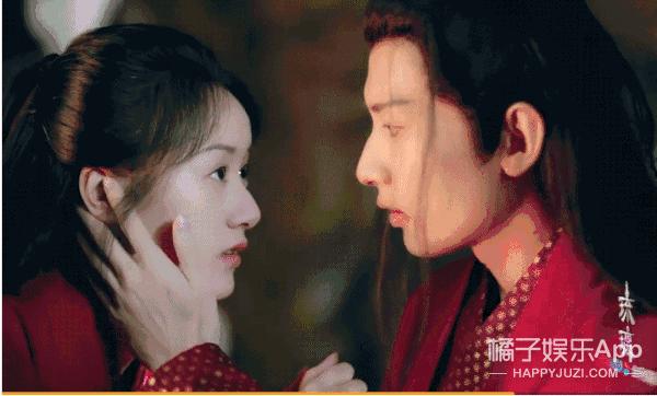 琉璃让成毅受的委屈,琉璃被浇开水后续