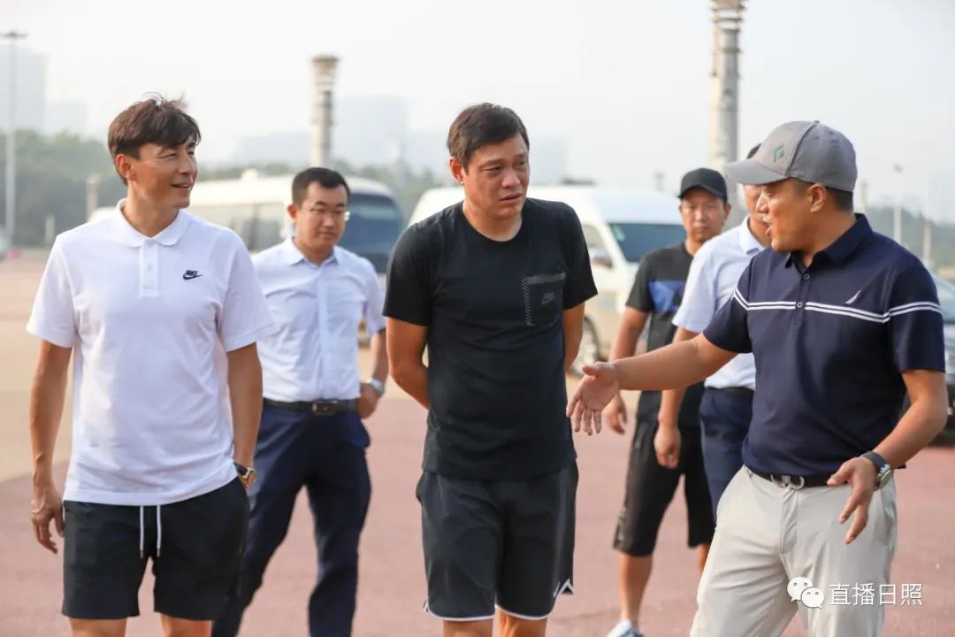 范志毅李玮锋高尔夫,范志毅李玮锋名场面