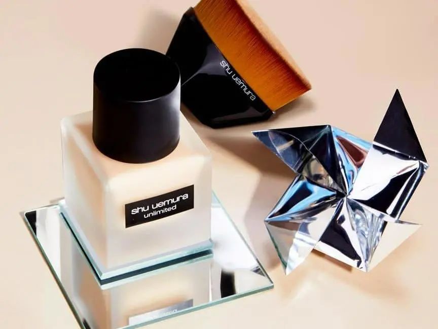 怎么画无瑕底妆专业化妆师,怎么画明星化妆师的底妆