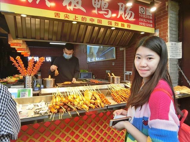 一叶轻舟过烟雨漓江全文,游览阳朔漓江诗词