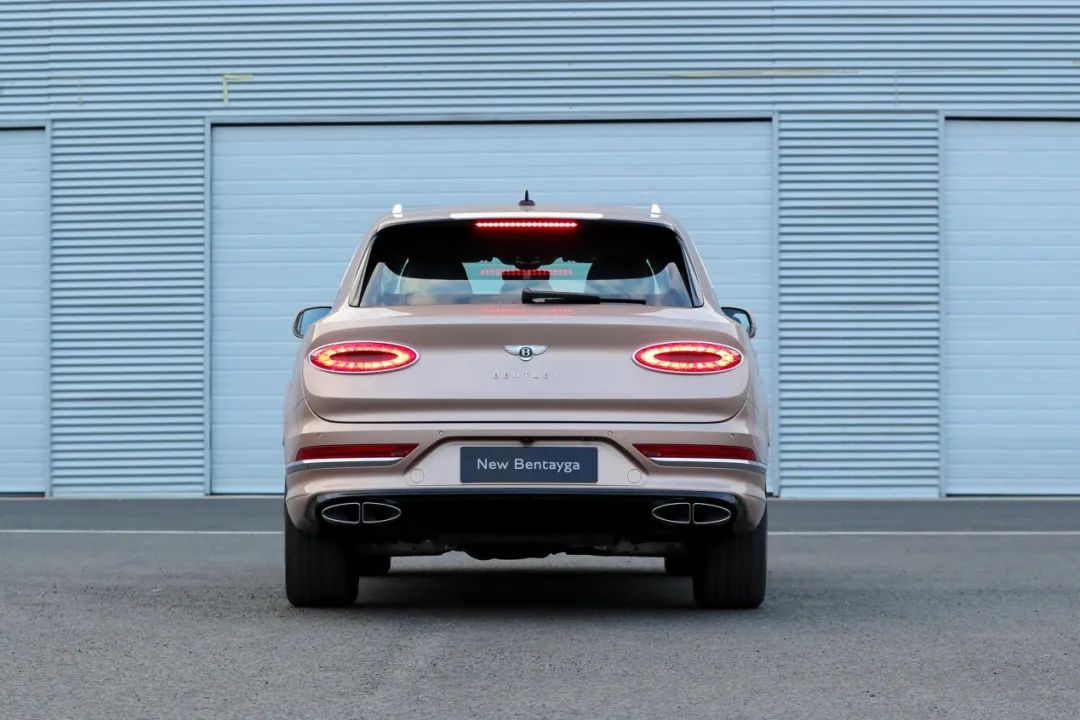 奢侈品带来自信,奢侈品彰显自己的实力