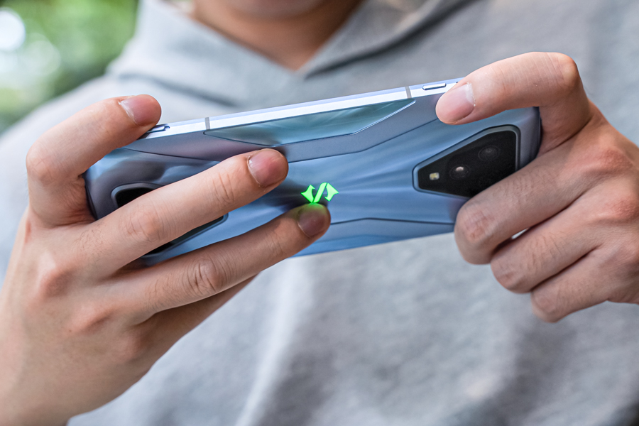 腾讯黑鲨游戏手机3S开箱：风格仍然鲜明，娱乐体验继续提升