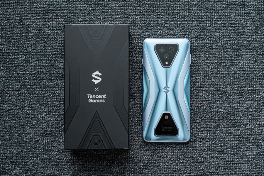 腾讯黑鲨游戏手机3S开箱：风格仍然鲜明，娱乐体验继续提升