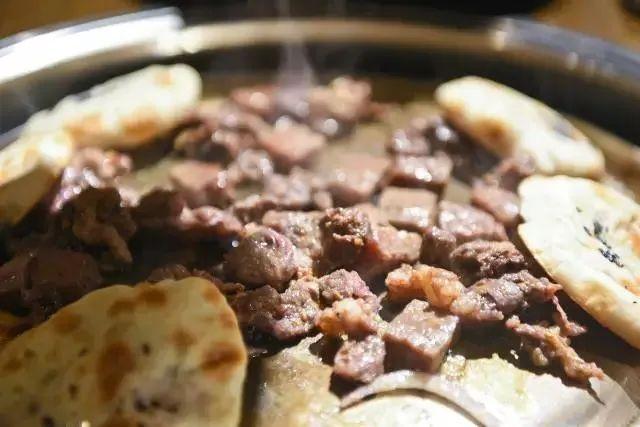 杭州老炮儿心目中的烧烤NO.1？吃遍杭州这10家烧烤，深夜zui火爆的烧烤店竟然是这里