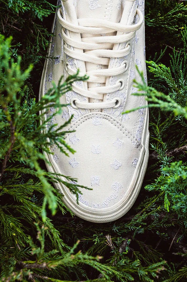 预售小三千！RHUDExVans腰果花开箱！入手方式仅在...