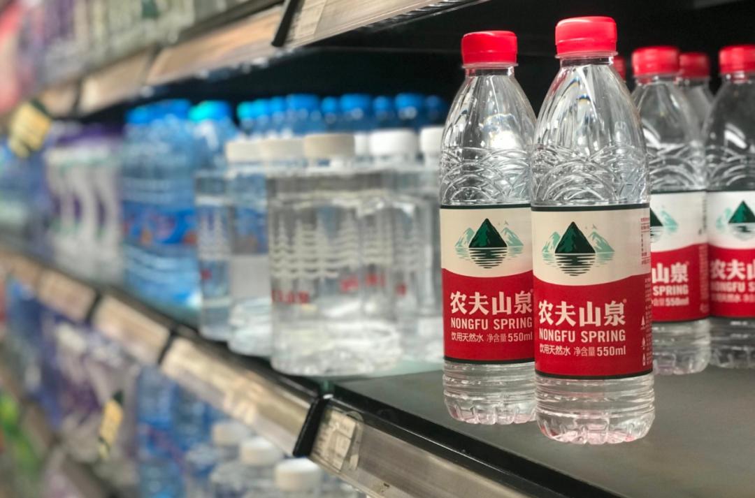 钟睒睒福布斯身价,2020年亚洲首富钟睒睒