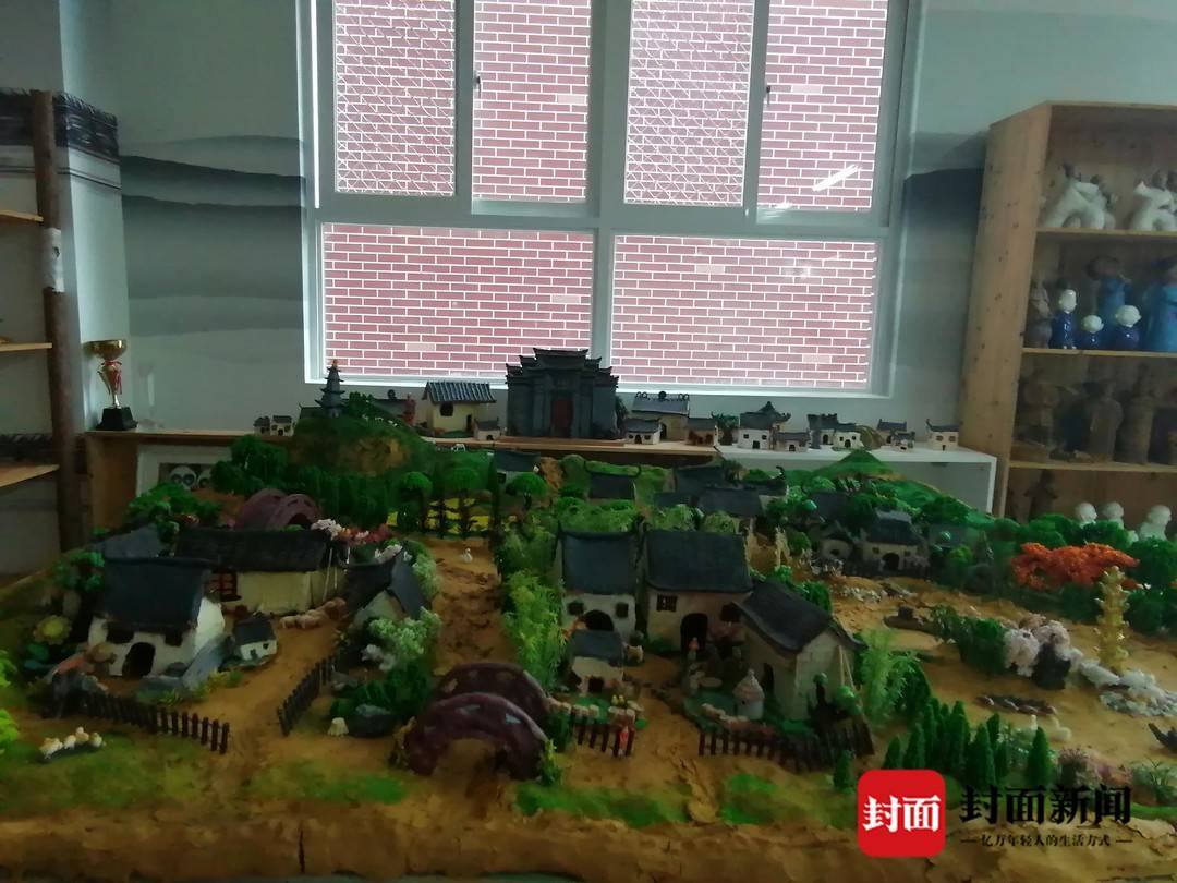 四川省中小学名校长向尧：希望与学校相遇的人都能感受到生命的美好