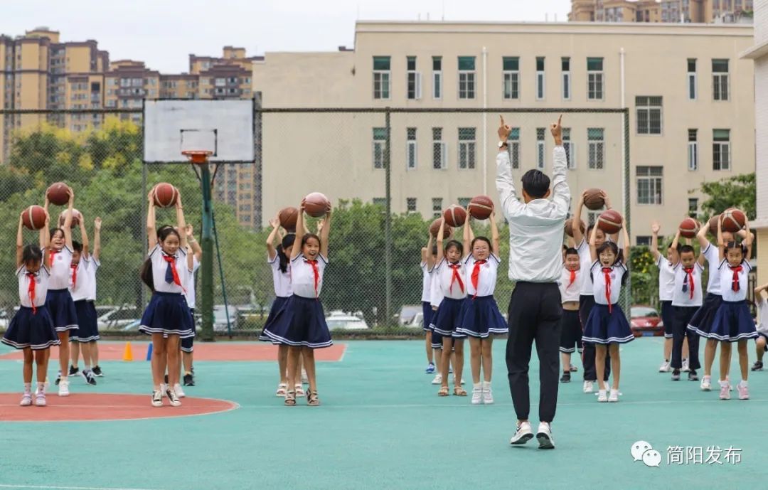 爱成都迎大运官方宣传视频,爱成都迎大运知识竞赛答案