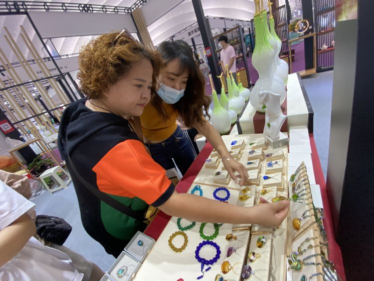 第20届中国淄博陶瓷博览会,第十八届中国淄博陶瓷博览会