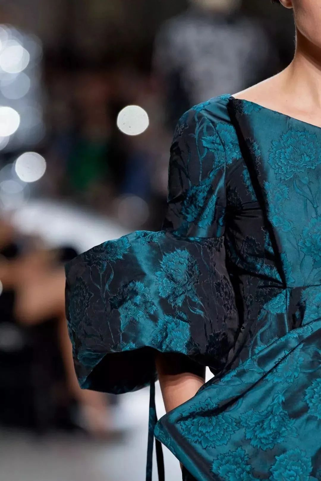 真丝为啥不流行了,真丝为什么有的价位便宜