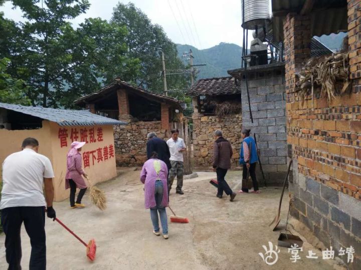 宣威田坝：“清垃圾”专项行动掀起爱国卫生运动热潮