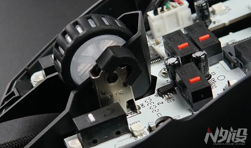 达尔优电竞鼠标em910,达尔优鼠标牧马人em915咋拆