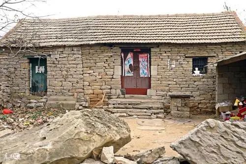 决胜小康看枞阳｜主题征文选登——老钱家的对联，老钱的笑