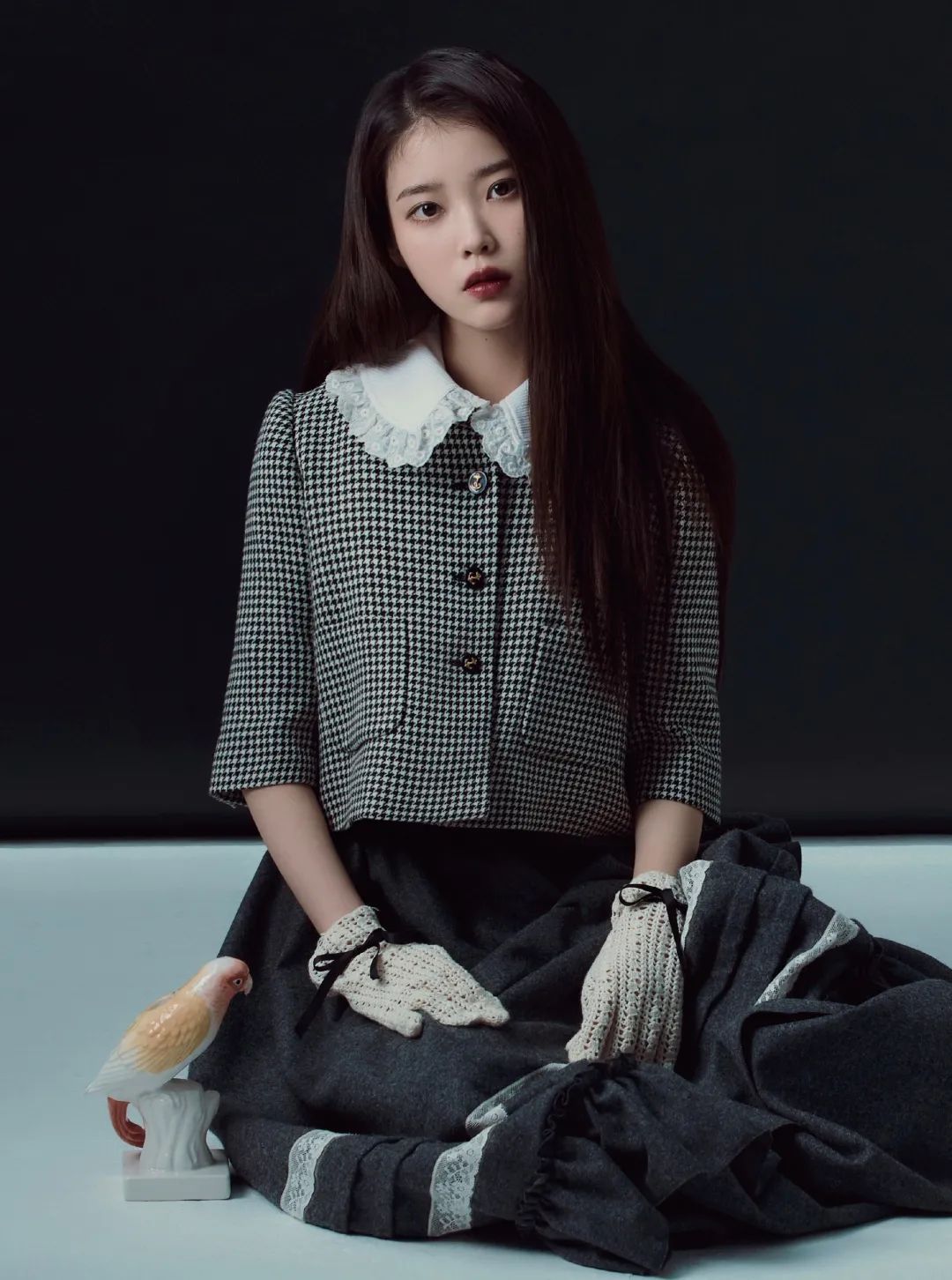 iu李知恩跳舞火的视频daybyday,iu李知恩歌曲blueming完整版在哪听