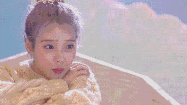 iu李知恩跳舞火的视频daybyday,iu李知恩歌曲blueming完整版在哪听