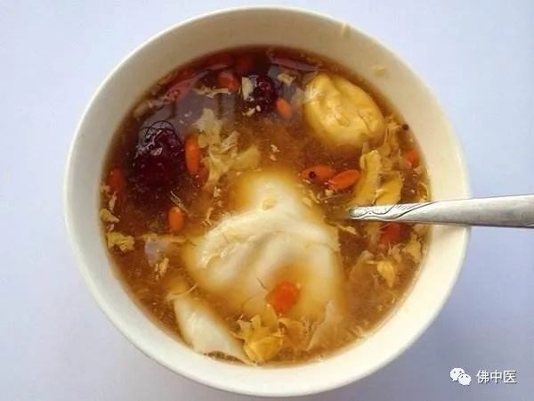 流产和使用紧急避孕药危害哪个大,紧急避孕与流产哪个危害大