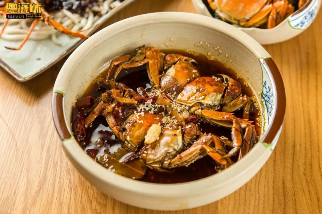 就为这①口，吃一只肥蟹比喝一杯奶茶还便宜