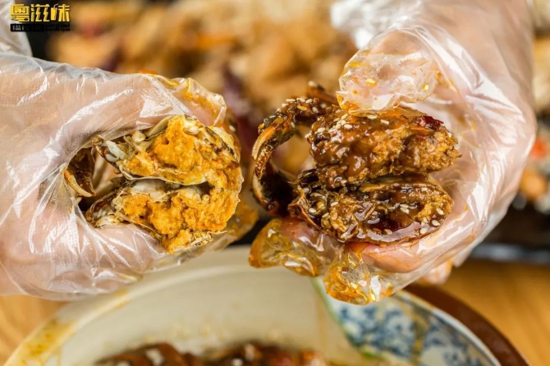 就为这①口，吃一只肥蟹比喝一杯奶茶还便宜