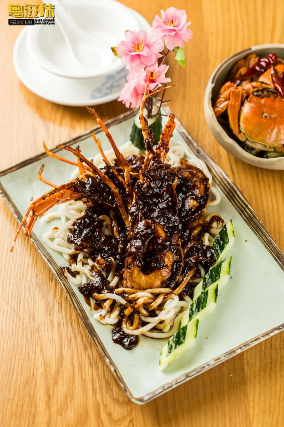 就为这①口，吃一只肥蟹比喝一杯奶茶还便宜