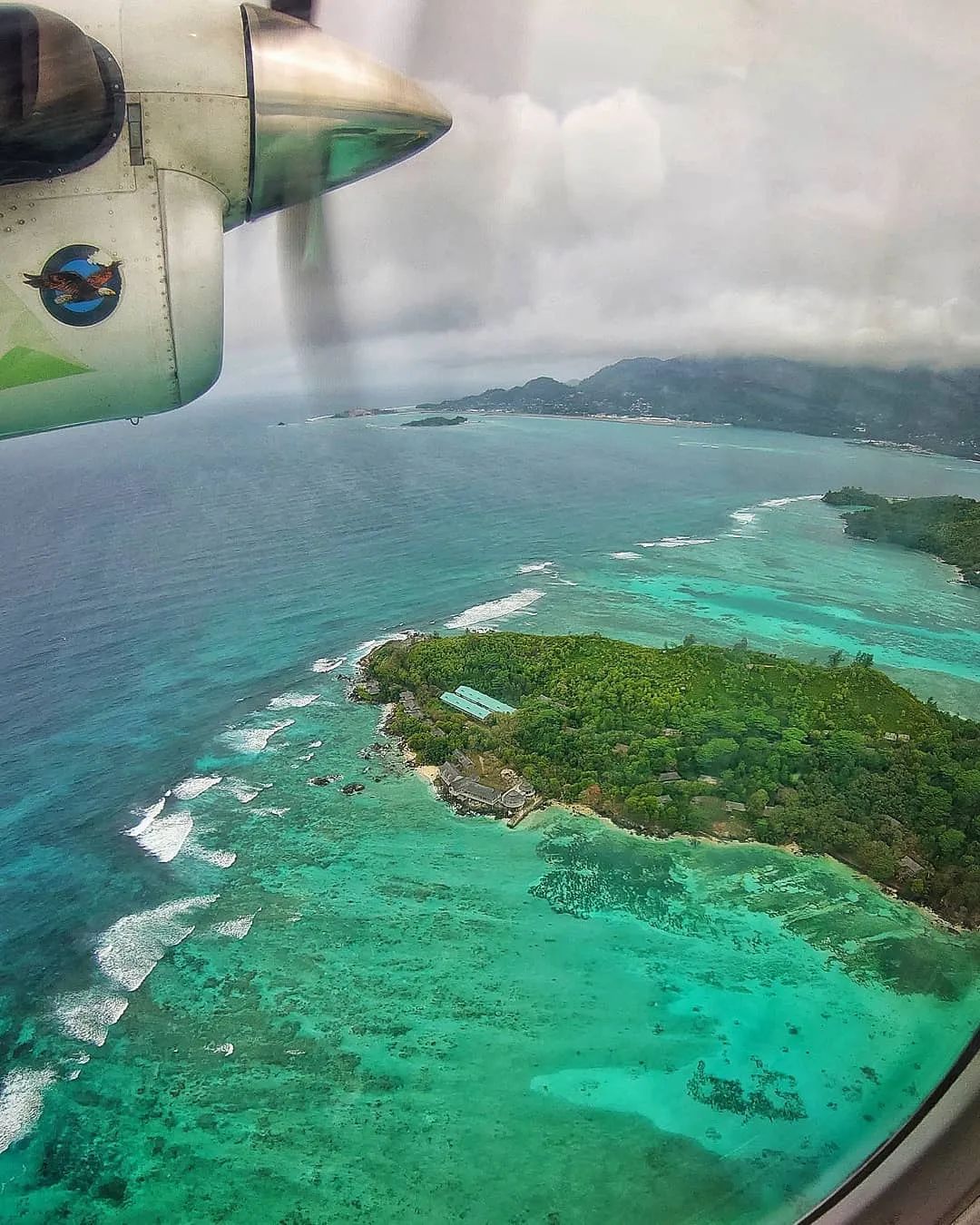 机场值机可以选靠窗的座位吗,早点去机场可以选择喜欢的座位么