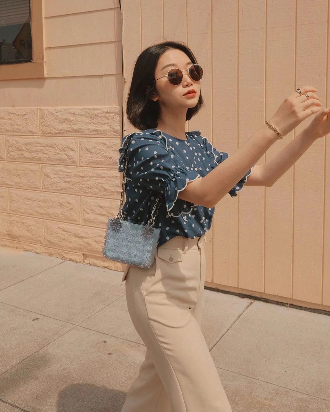 梨形身材亚裔穿搭,身材娇小怎样穿出高端大气上档次