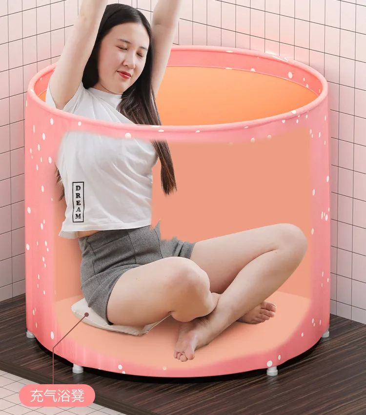 小浴室必备之折叠泡澡桶,有了折叠泡澡桶在家也能泡澡了