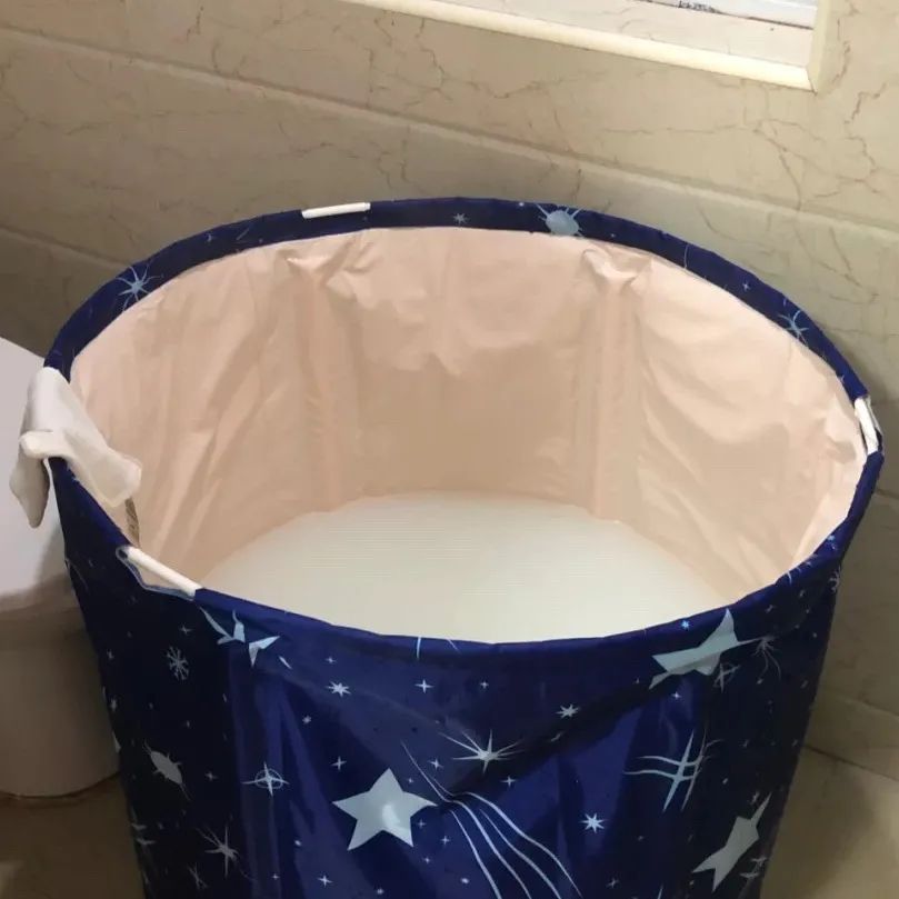 小浴室必备之折叠泡澡桶,有了折叠泡澡桶在家也能泡澡了