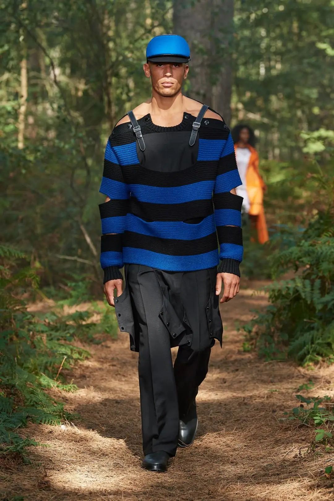 2020时装周解读,井然有序全文