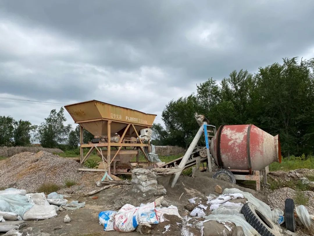 “女副局长”的“局”：安排工作为名骗夫家亲友数百万