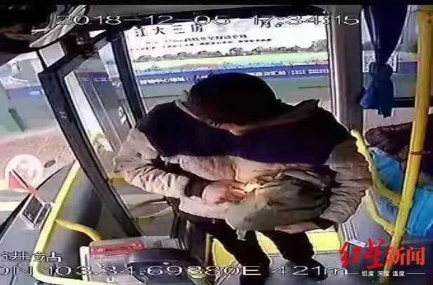 死缓辩护成死刑立即执行,死刑立即执行和死缓有什么区别