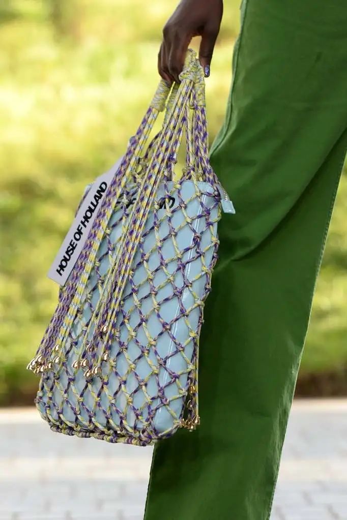 三天打鱼两天晒网｜八戒的珍珠汗衫又在时尚圈翻红了