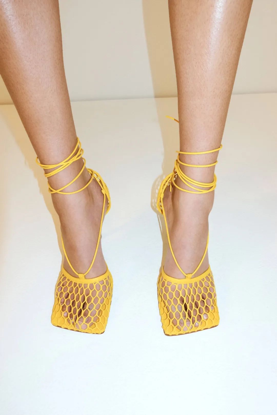 三天打鱼两天晒网｜八戒的珍珠汗衫又在时尚圈翻红了