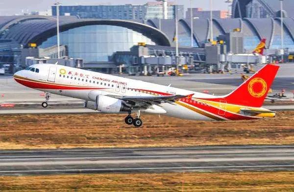 乘坐飞机时需注意的几个小贴士,目前坐飞机的流程和注意事项