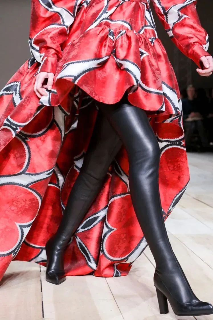 pantone发布的2018年流行色,pantone发布2023年度代表色