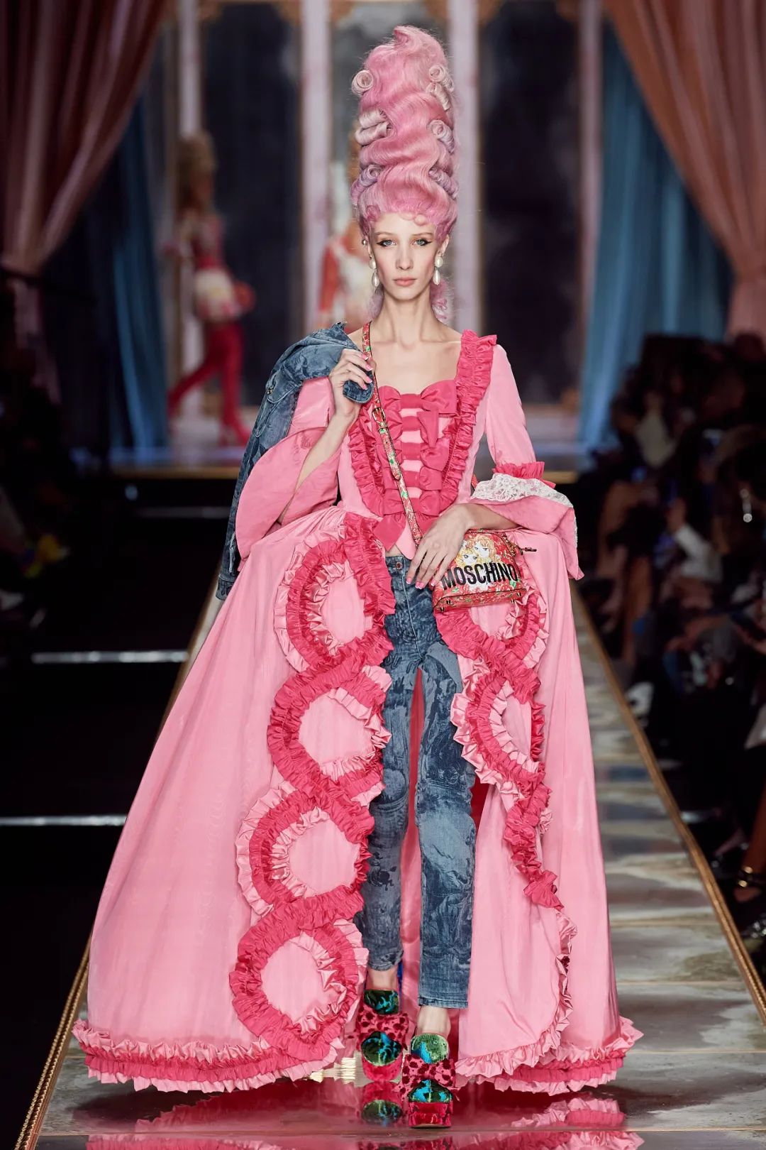 万圣节变装视频,万圣节变装准备好了吗