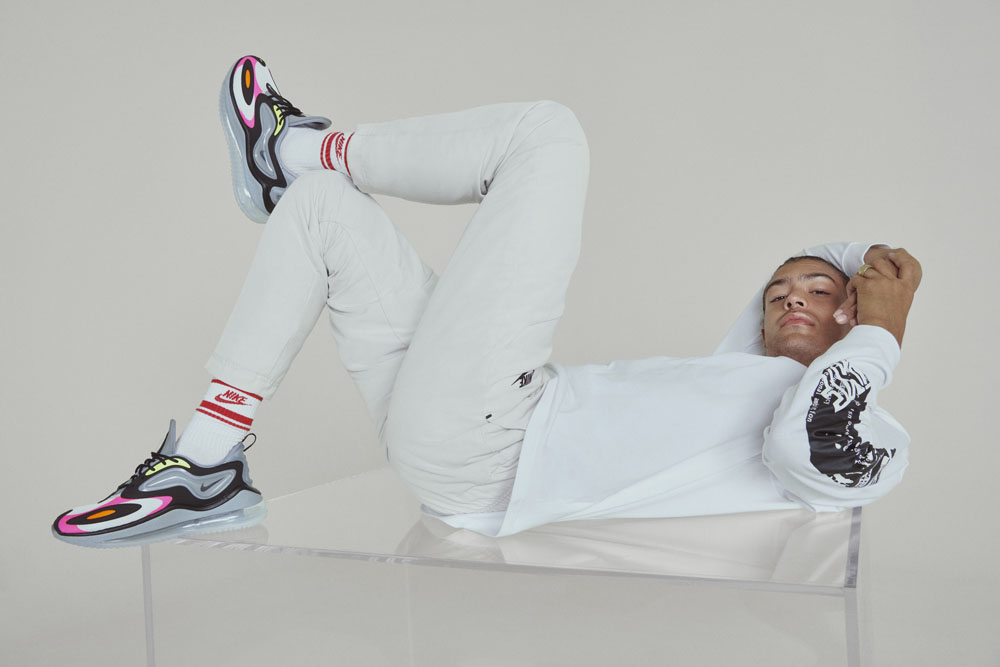 nike新气垫鞋,一只鞋四个气垫