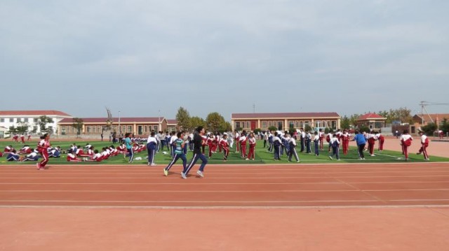 姜格庄街道初级中学：呼吁家长像重视文化课学习一样重视学生的体育锻炼